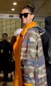Deepika Padukon oversize jacket