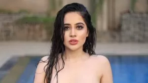 Urfi Javed Weird Look