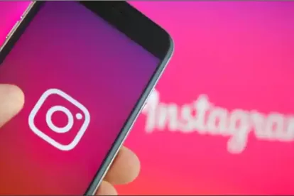 Instagram Collaborative Collections Feature