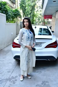Nora Fatehi Desi Look