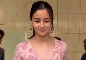 Alia Bhatt No-Makeup Look