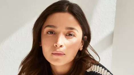 Alia Bhatt No-Makeup Look