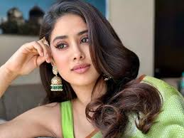 Janhvi Kapoor sizzling pose
