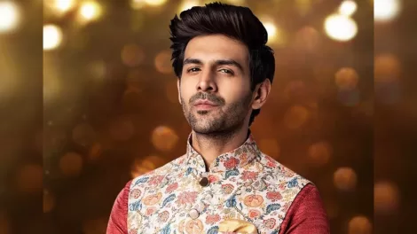 Kartik Aryan Wins International Award