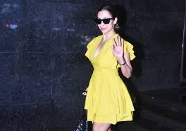 Malaika Arora outside clinic