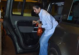 Malaika's love for dog