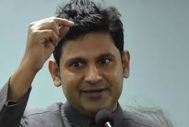 Manoj Muntashir Apologized