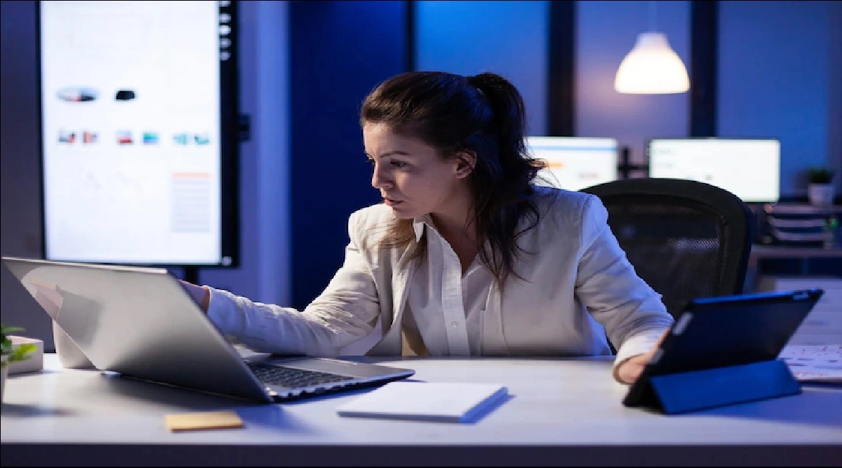 Desk Job Def Health Tips for Desk Job: ऐसे रखें अपनी हेल्थ का ख्याल