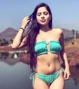 Uorfi Javed Over Revealing Dress