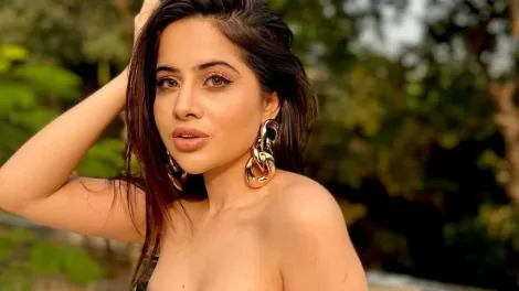 Uorfi Javed in saree