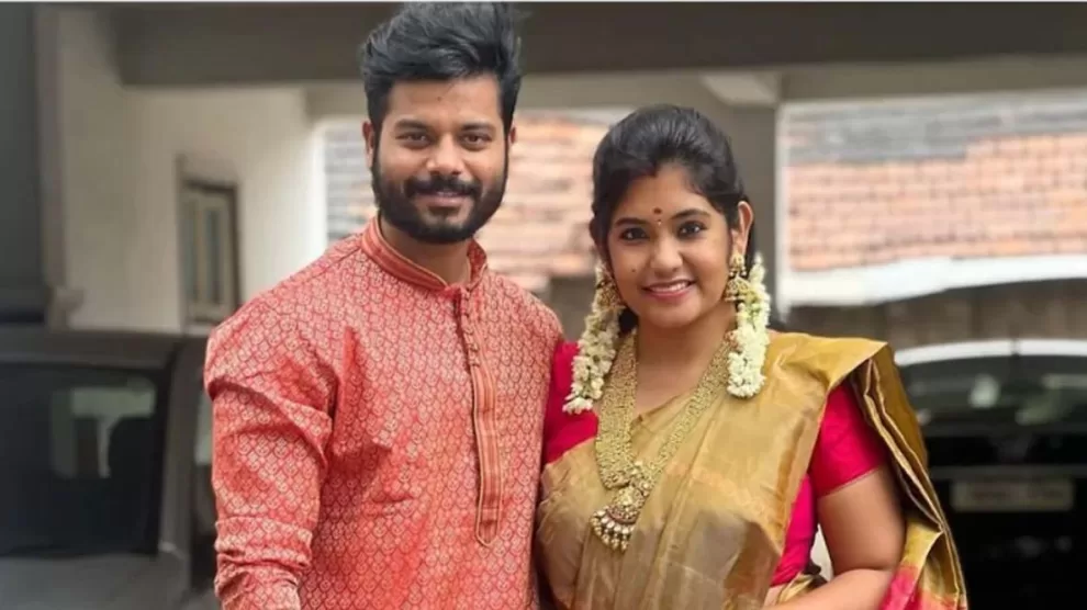 Sruthi Shanmuga Husband Death
