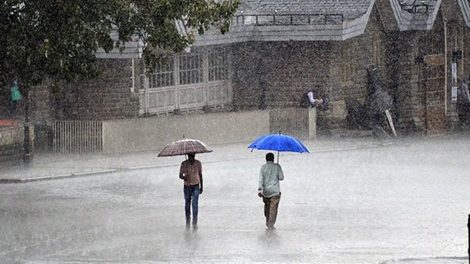 भारत के मध्य और दक्षिणी हिस्सों में सक्रिय मानसून के कारण भारी वर्षा की चेतावनी